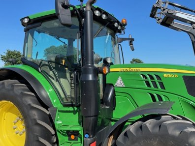 John Deere 6130R