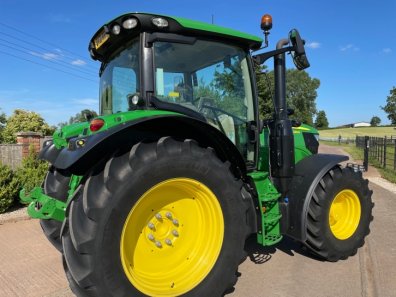 John Deere 6130R