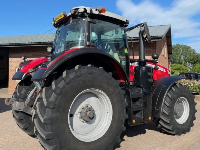 Massey Ferguson 8730S