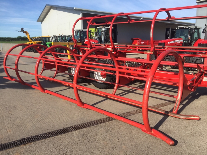 Keltec 10 pack round bale chaser
