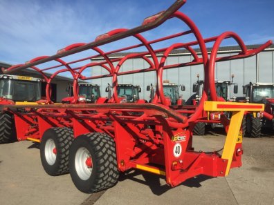 Keltec 10 pack round bale chaser