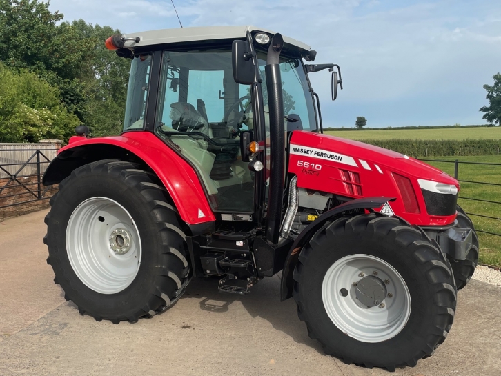 Massey Ferguson 5610