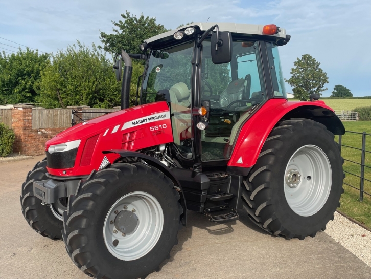 Massey Ferguson 5610