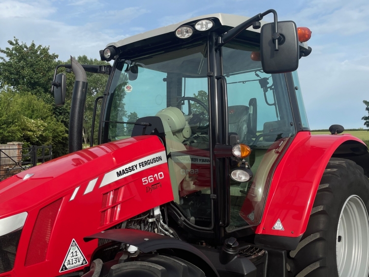 Massey Ferguson 5610