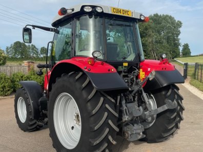 Massey Ferguson 5610
