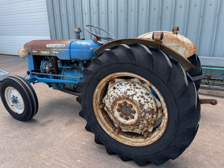 Fordson Dexta