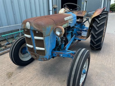 Fordson Dexta