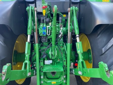 John Deere 6155M