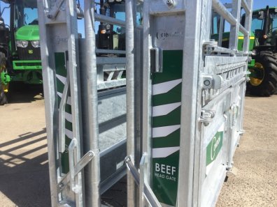 Condon supreme cattle crush