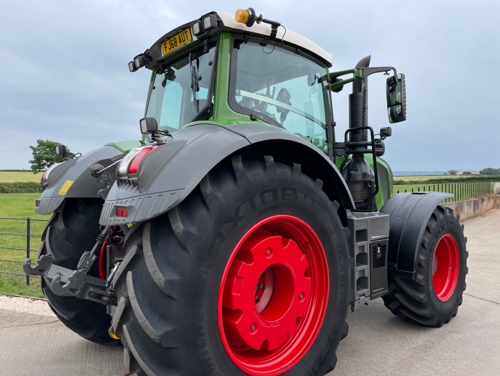 Fendt 828 Profi-Plus