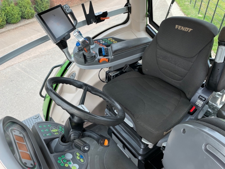 Fendt 828 Profi-Plus