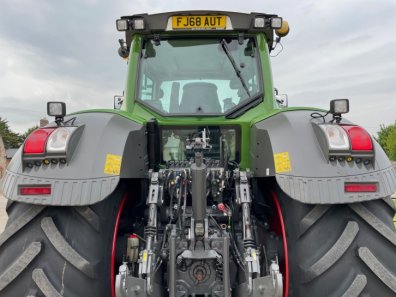 Fendt 828 Profi-Plus