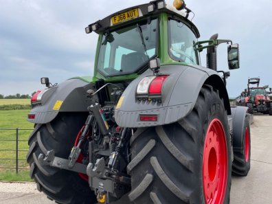 Fendt 828 Profi-Plus