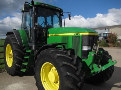 John Deere 7810