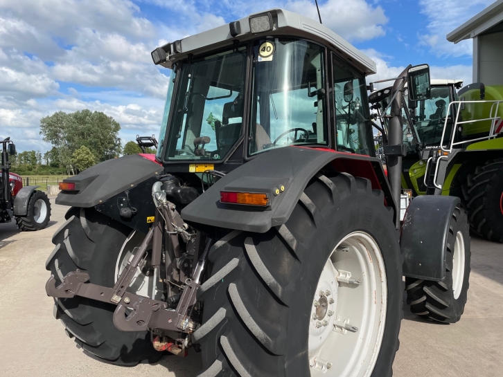 Massey Ferguson 6180