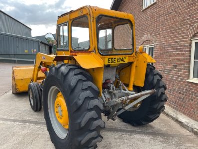 Massey Ferguson 3165R