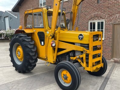 Massey Ferguson 3165R