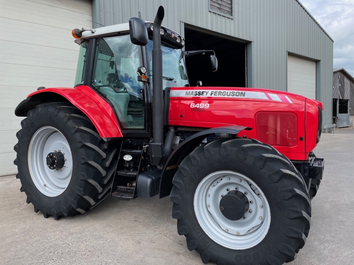 Massey Ferguson 6499