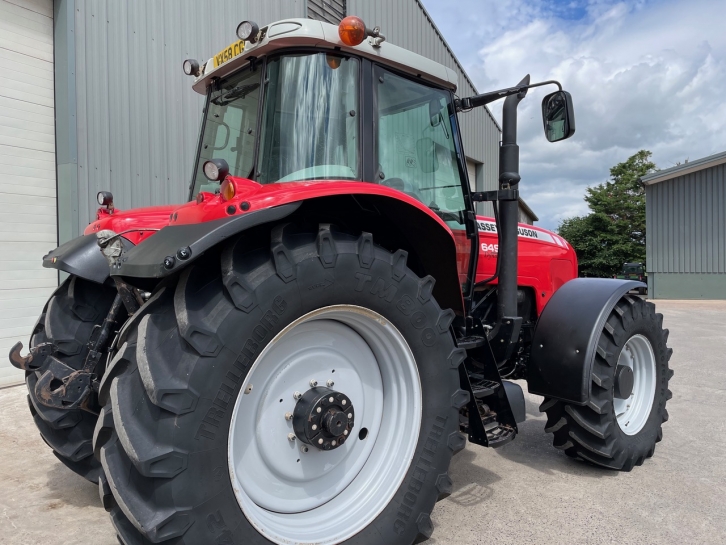Massey Ferguson 6499