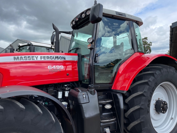Massey Ferguson 6499
