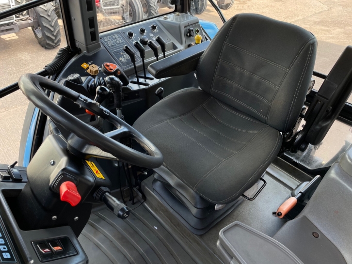 New Holland 8360