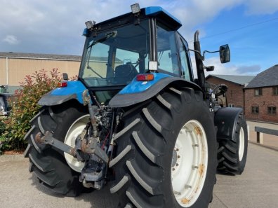 New Holland 8360