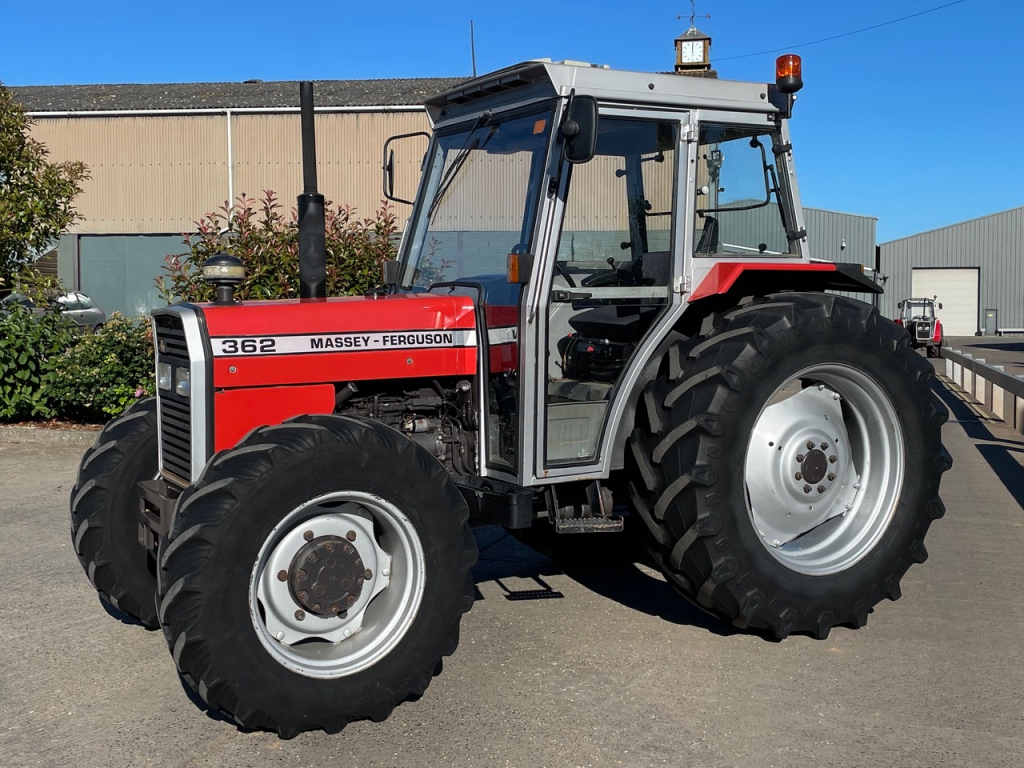 Massey Ferguson 362
