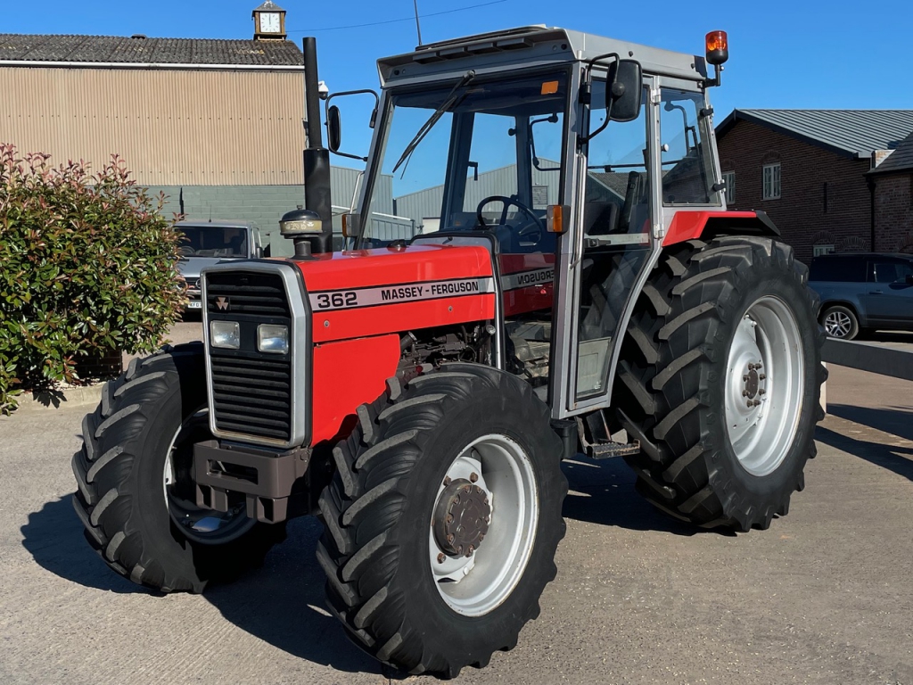 Massey Ferguson 362