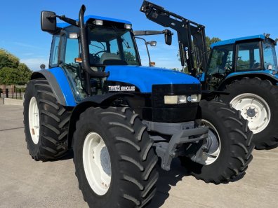 New Holland TM165