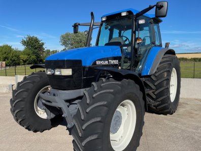 New Holland TM165