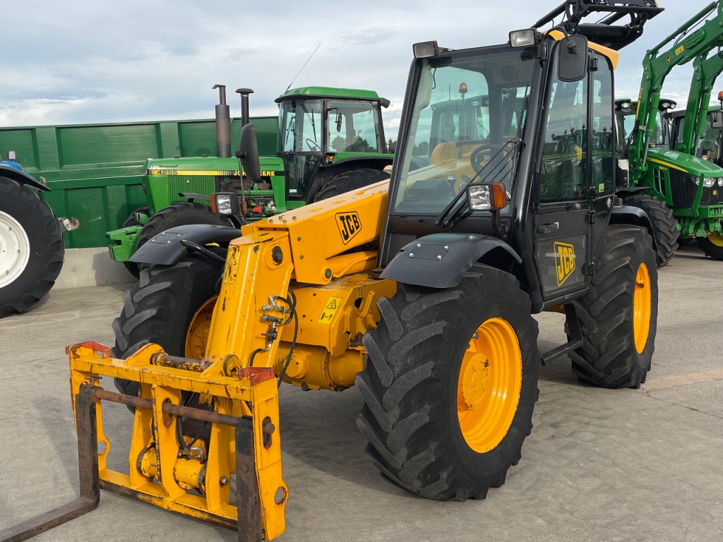 JCB 526S