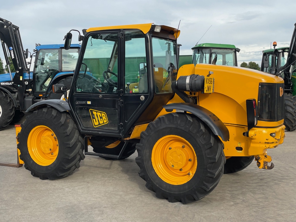 JCB 526S