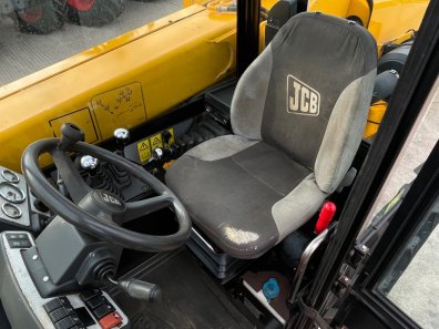JCB 526S