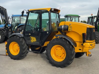 JCB 526S