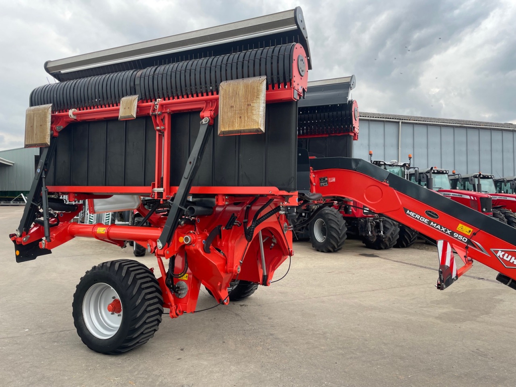 Kuhn Merge Maxx 950