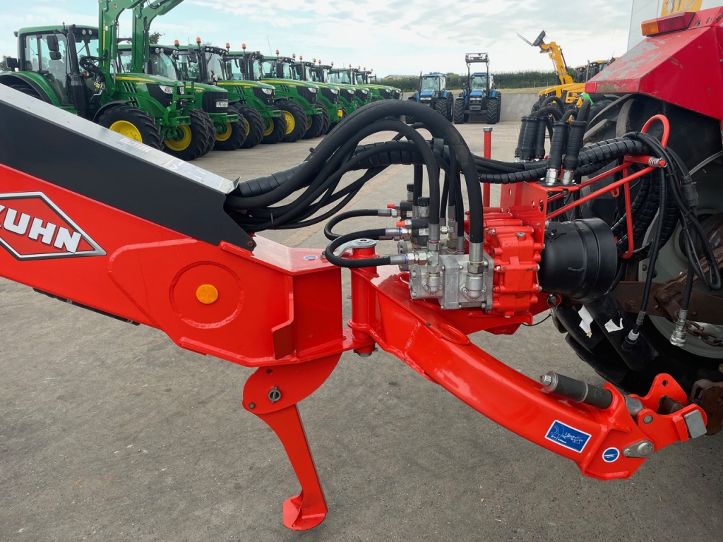 Kuhn Merge Maxx 950