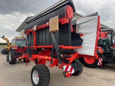 Kuhn Merge Maxx 950
