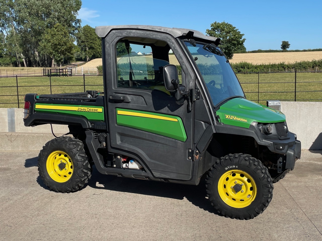 John Deere XUV 865M Gator