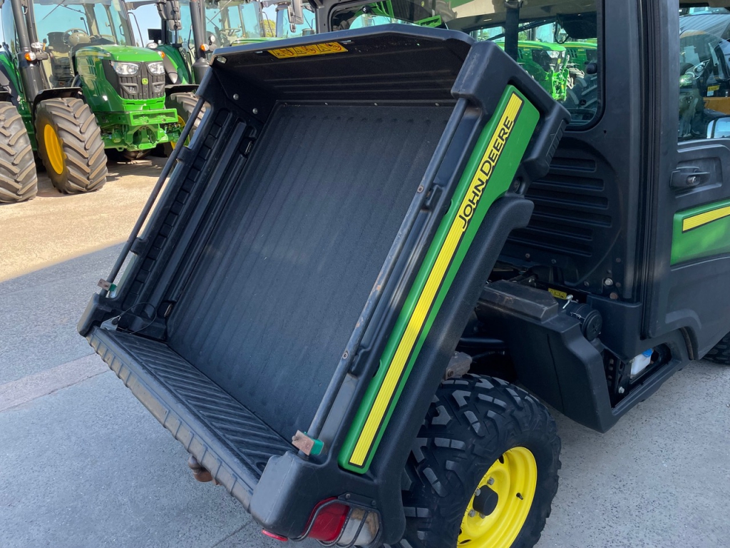 John Deere XUV 865M Gator