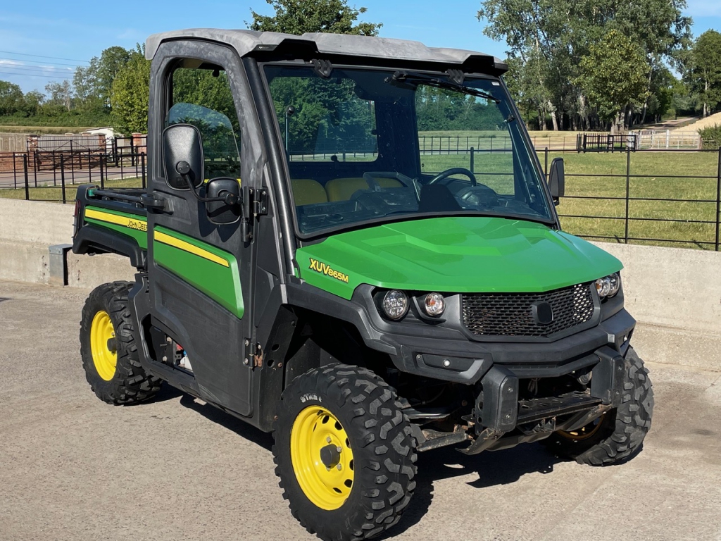 John Deere XUV 865M Gator