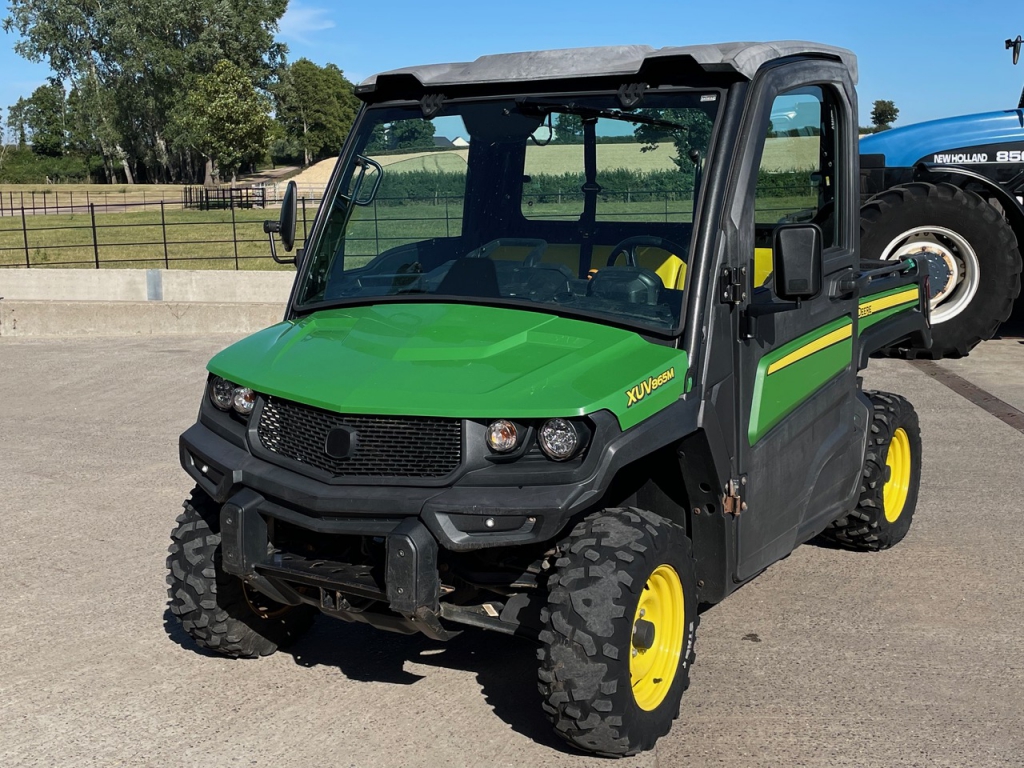 John Deere XUV 865M Gator