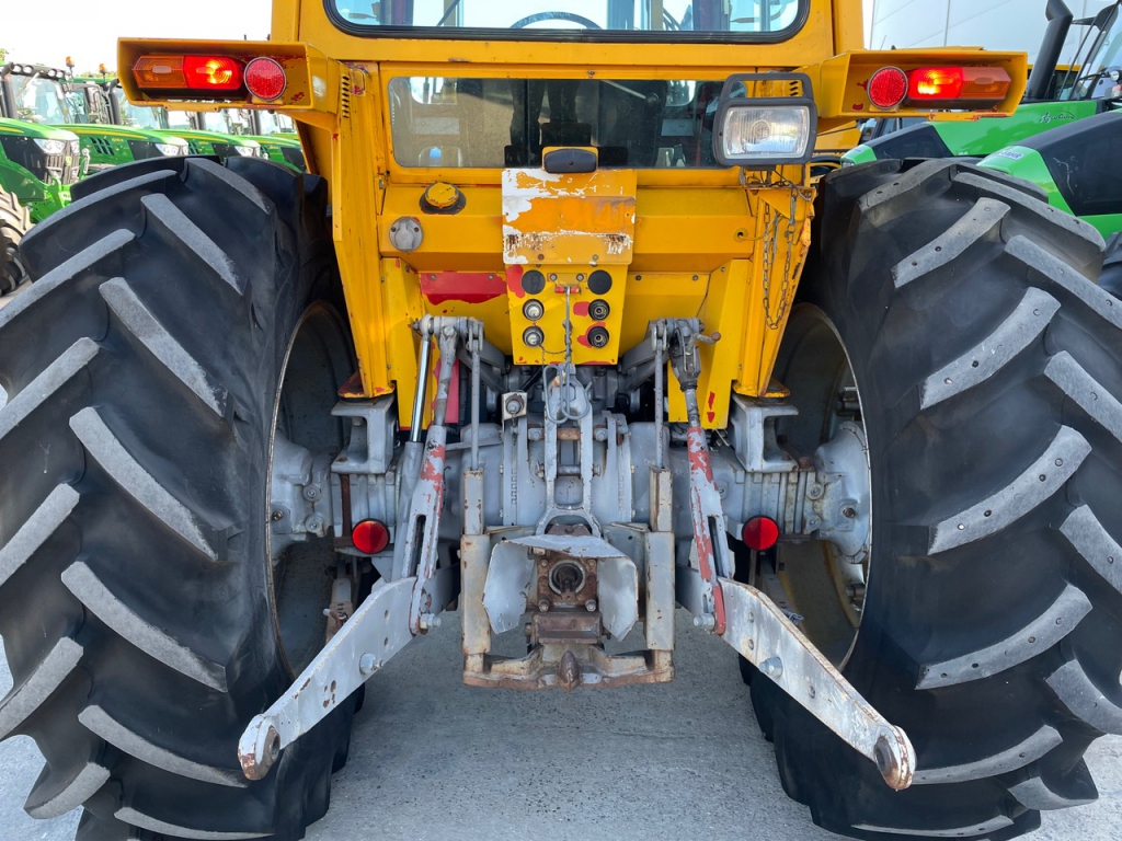 Massey Ferguson 590