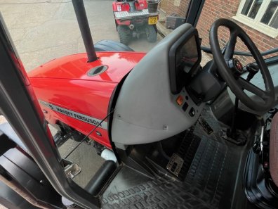 Massey Ferguson 4245