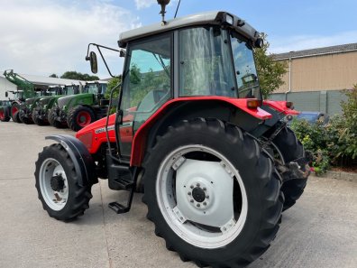 Massey Ferguson 4245