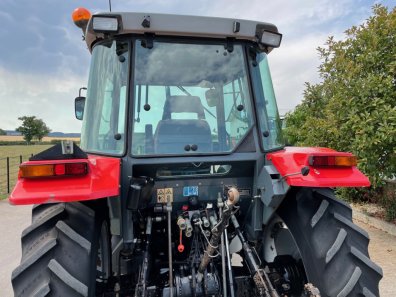 Massey Ferguson 4245