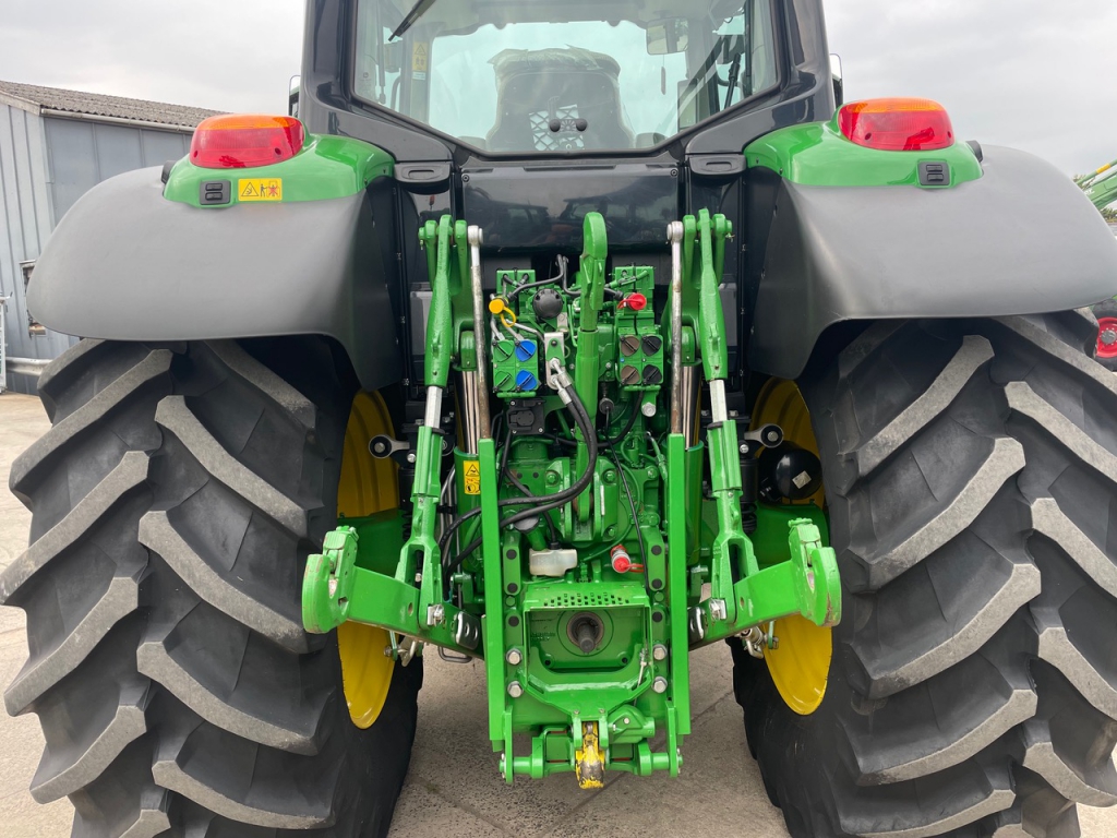 John Deere 6155M