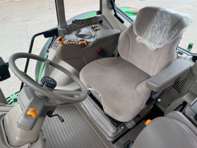 John Deere 6155M