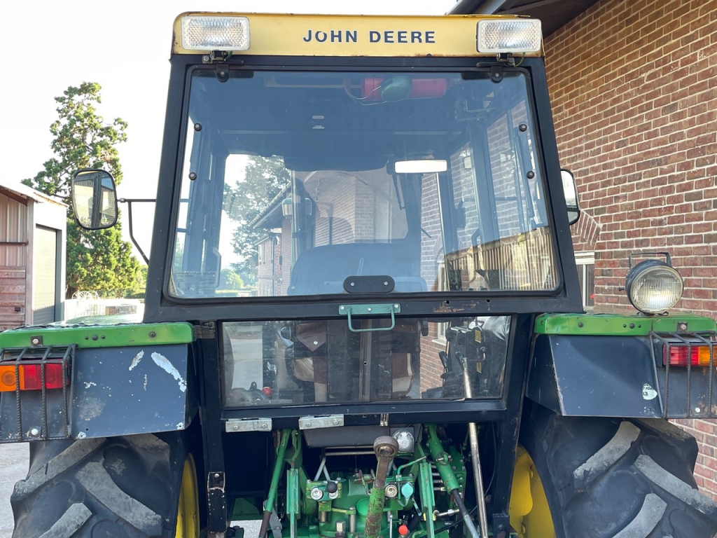 John Deere 2040