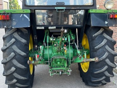 John Deere 2040