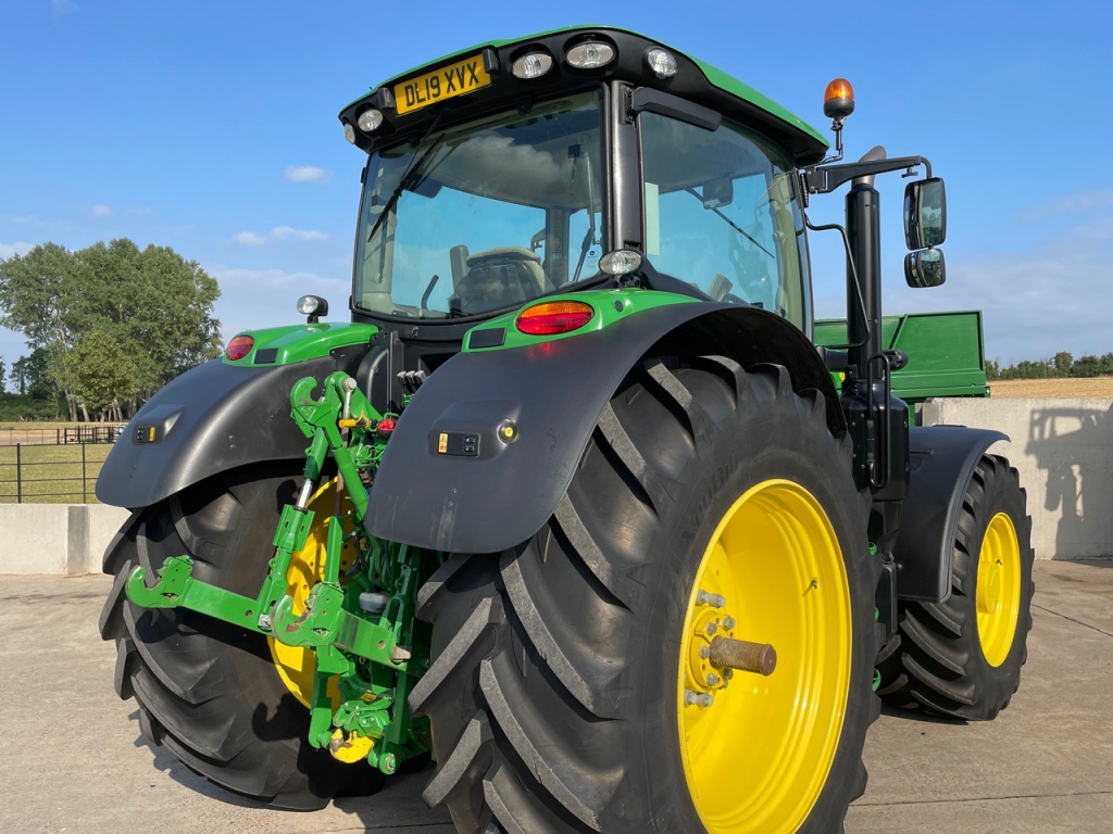 John Deere 6155R
